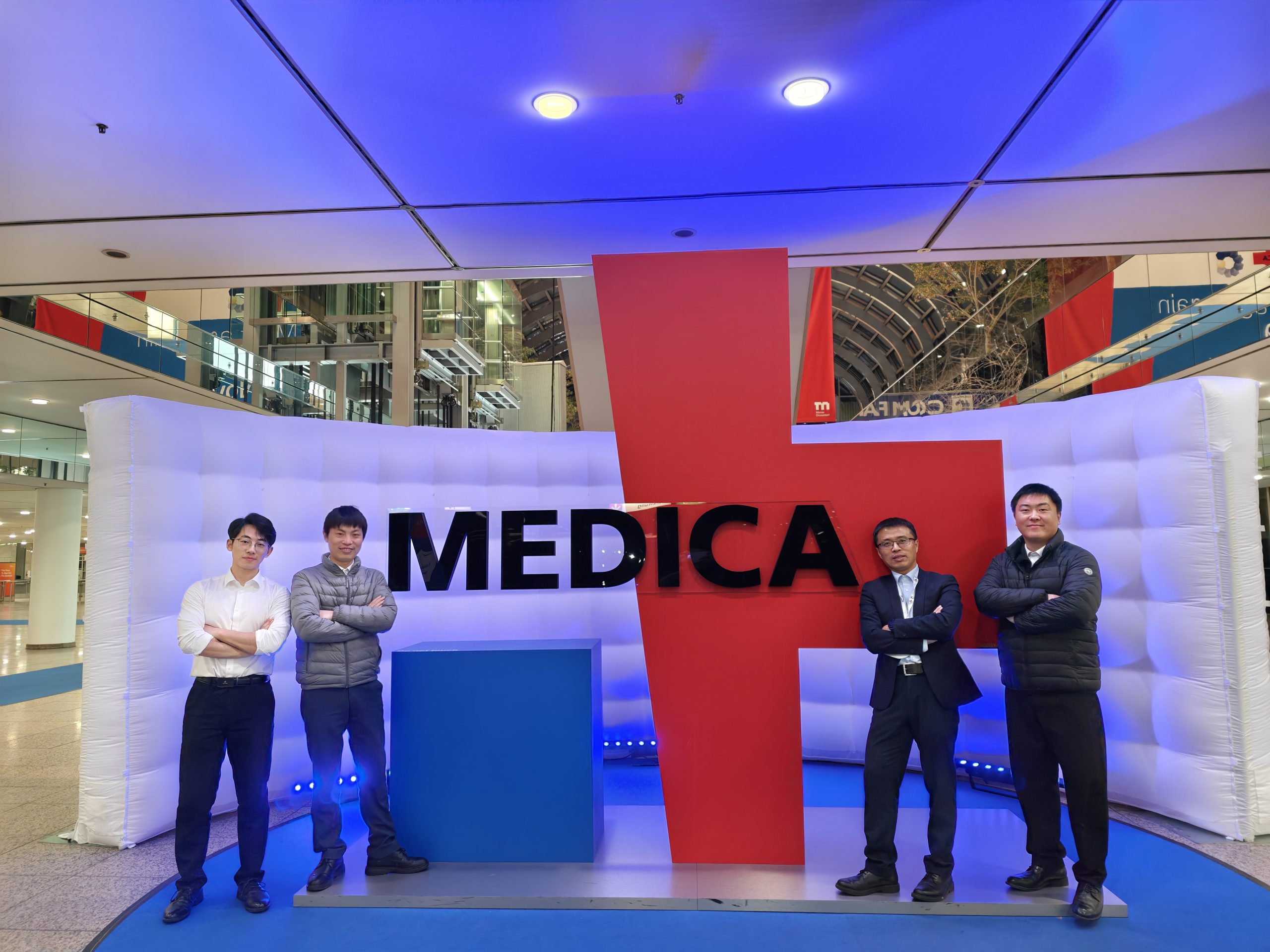 从低价踩坑到全球寻品，他们说：真正的好腔镜，藏在产品的细节里！